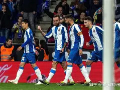 ag体育团队_皇马利用主场优势：对决皇家社会(皇马对皇家社会视频直播)